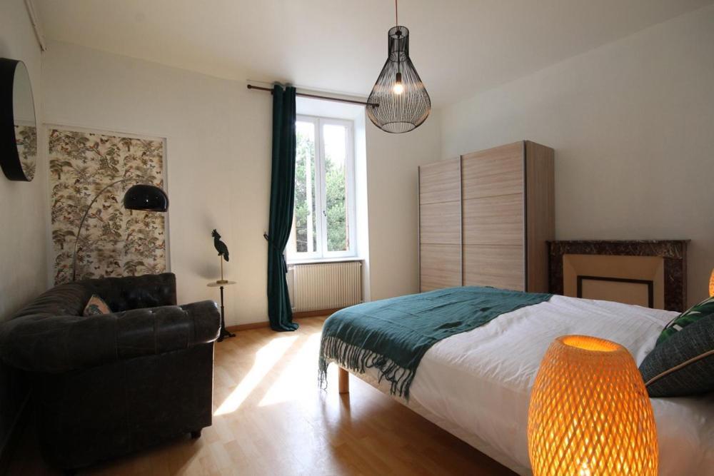 Appartements Le Cru Colbert Бон Екстериор снимка