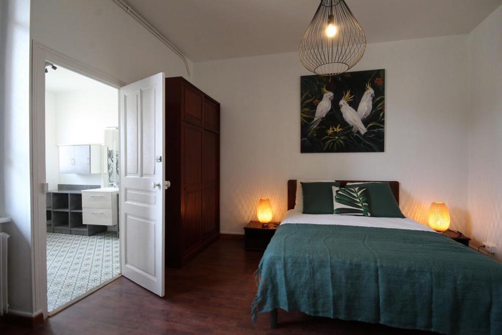 Appartements Le Cru Colbert Бон Екстериор снимка