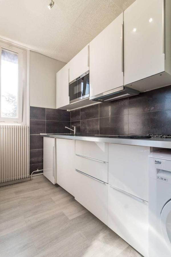 Appartements Le Cru Colbert Бон Екстериор снимка