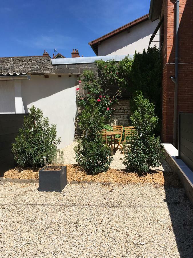 Appartements Le Cru Colbert Бон Екстериор снимка