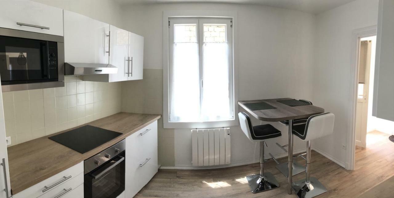 Appartements Le Cru Colbert Бон Екстериор снимка